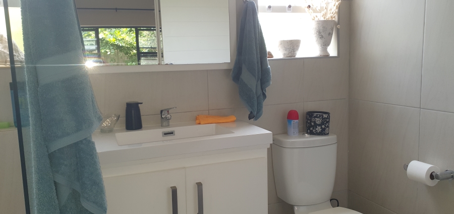 To Let 3 Bedroom Property for Rent in Chanteclair Western Cape